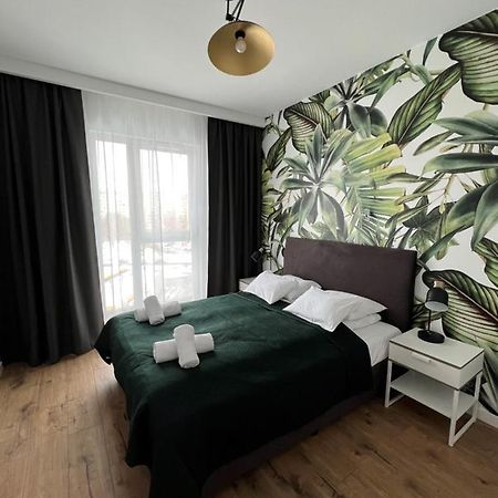 Bielany Apart Joanny Obok Metra Warsaw Exterior photo
