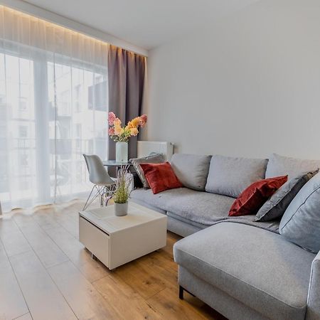 Bielany Apart Joanny Obok Metra Warsaw Exterior photo
