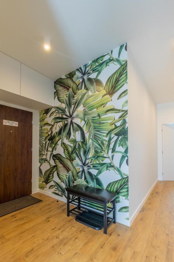 Bielany Apart Joanny Obok Metra Warsaw Exterior photo